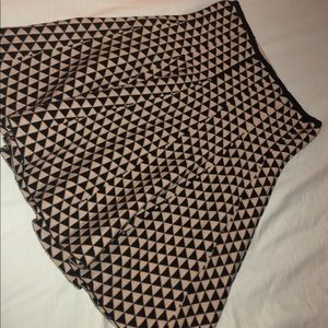 LAPIS cotton patter black & cream stretchy skirt
